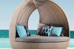 woven daybed